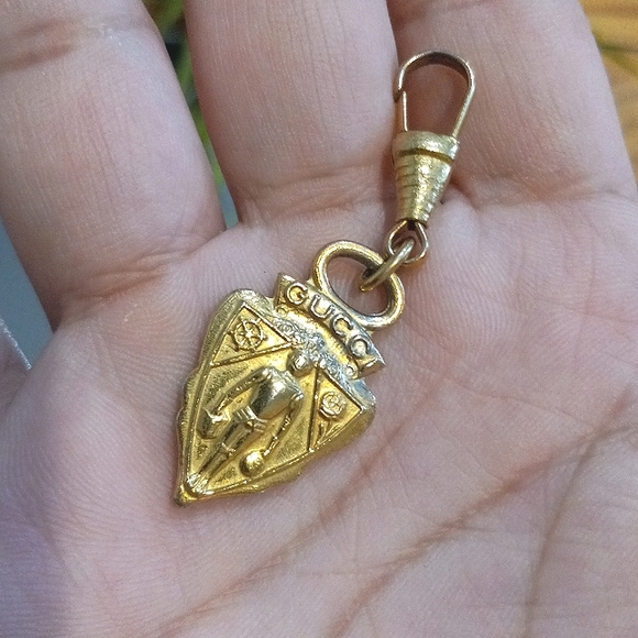 Gucci zipper pull - Picture 7 of 14